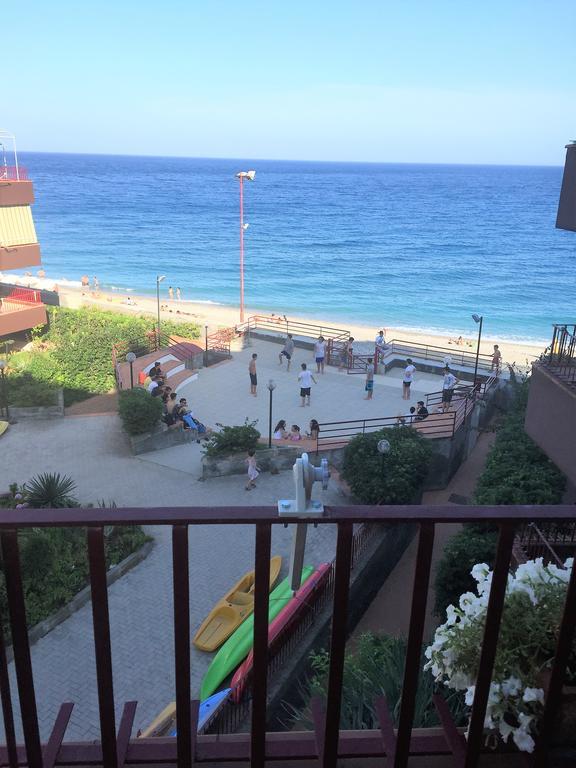 Sea Beach Taormina Apartment Letojanni Luaran gambar