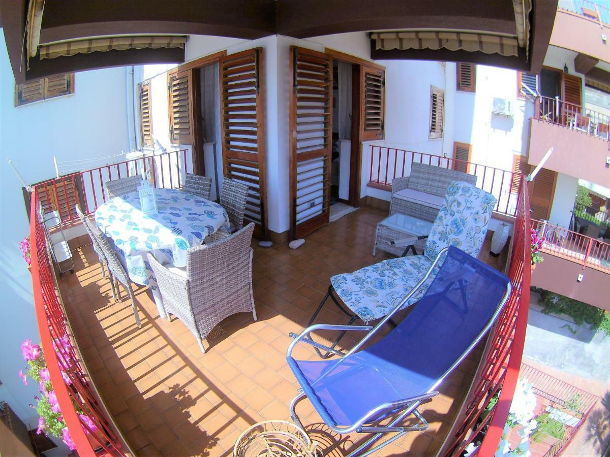 Sea Beach Taormina Apartment Letojanni Luaran gambar